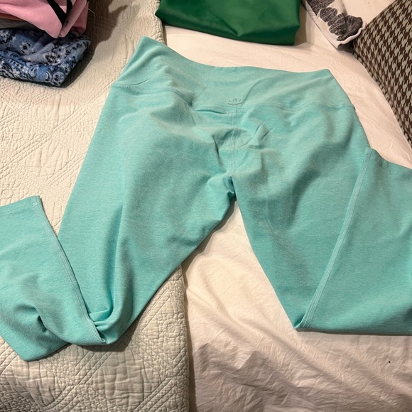 GUC Beyond Yoga MIDI High Waistec Legging Plus Size - Picture 4 of 5